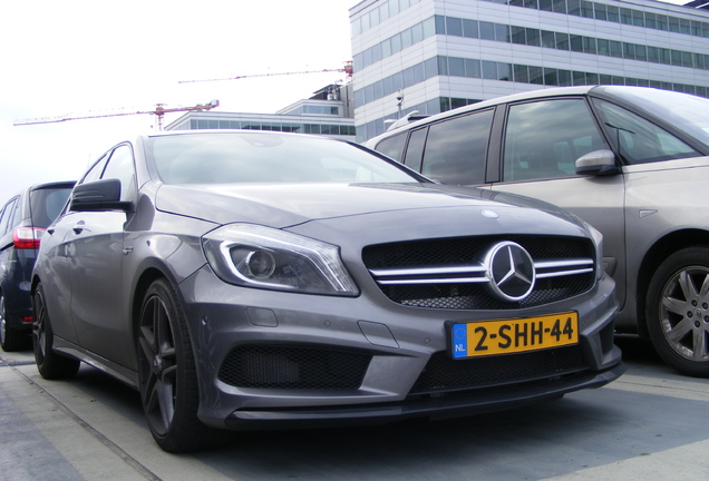 Mercedes-Benz A 45 AMG