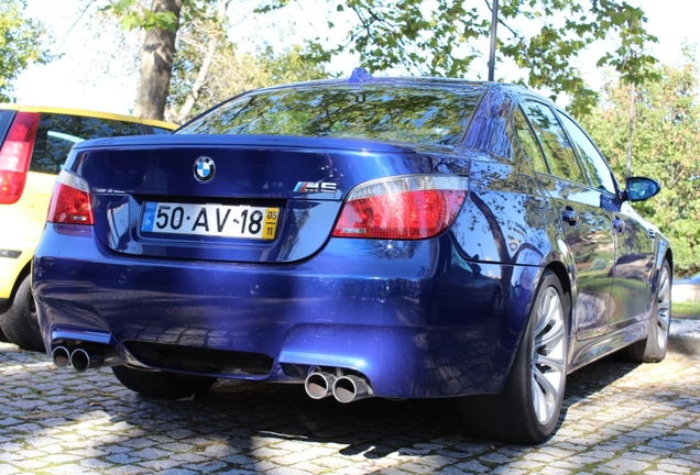 BMW M5 E60 2005