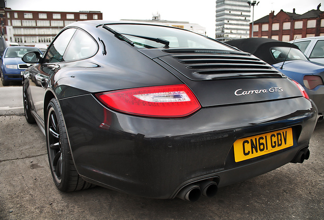 Porsche 997 Carrera GTS