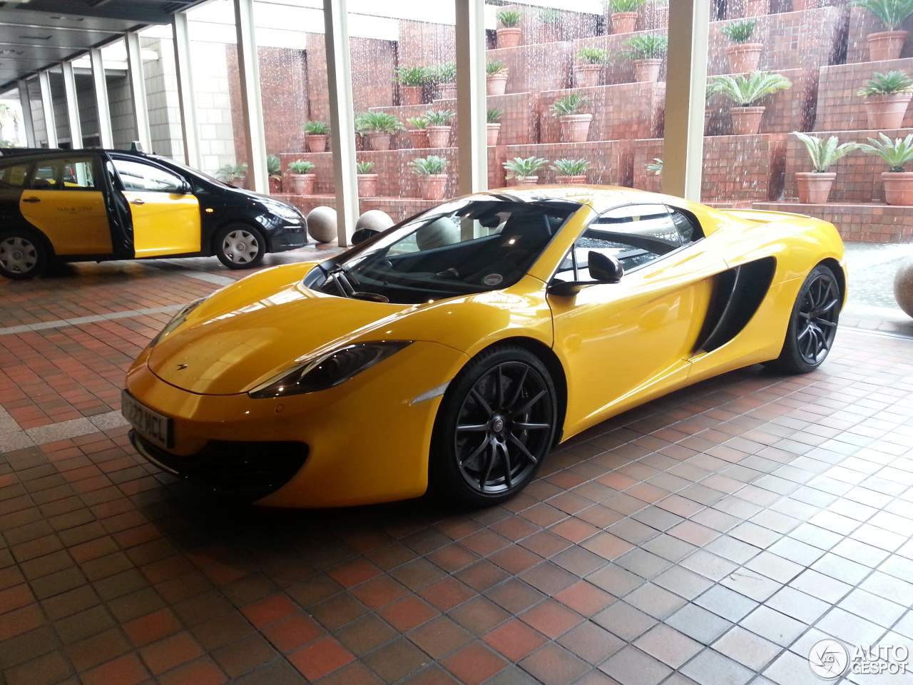 McLaren 12C Spider