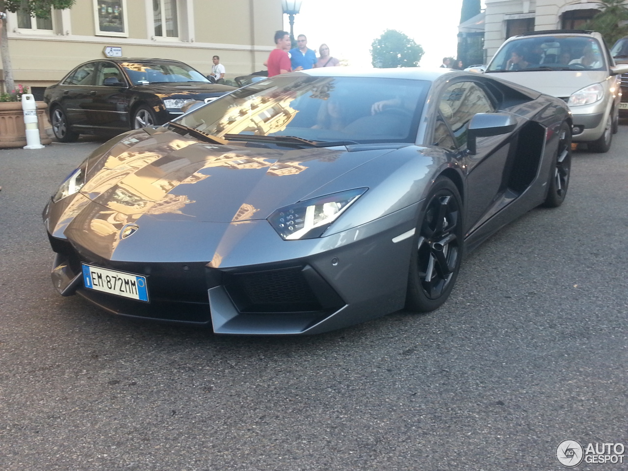 Lamborghini Aventador LP700-4