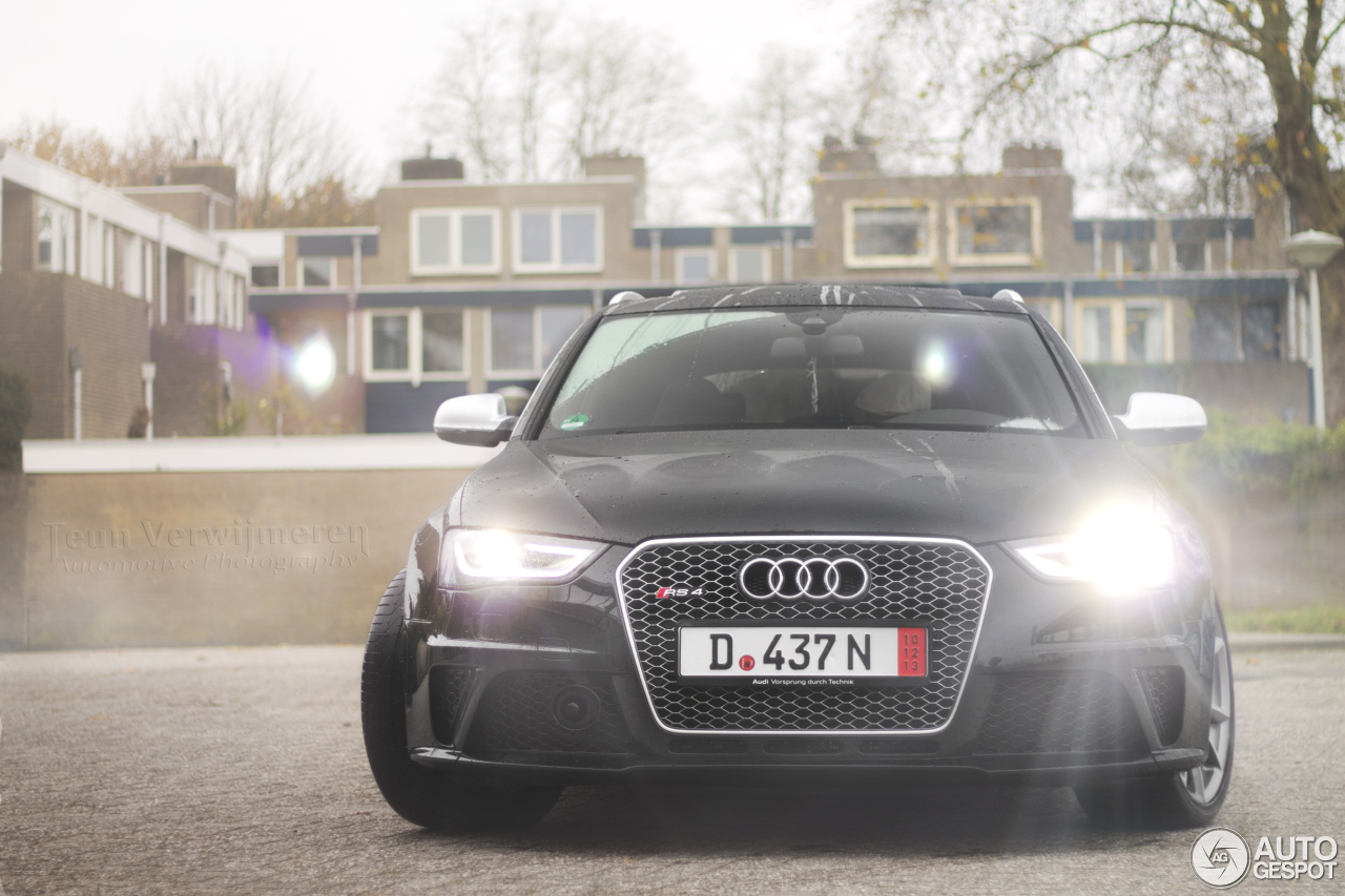 Audi RS4 Avant B8