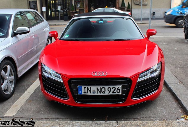 Audi R8 V10 Spyder 2013