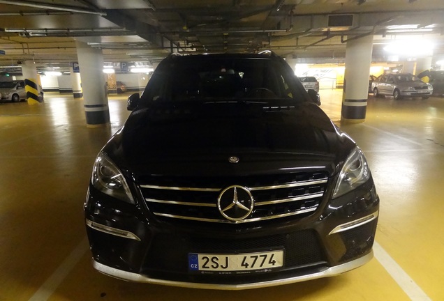 Mercedes-Benz ML 63 AMG W166