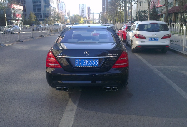 Mercedes-Benz S 65 AMG V221 2010