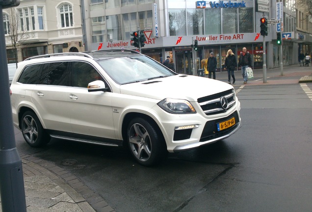 Mercedes-Benz GL 63 AMG X166