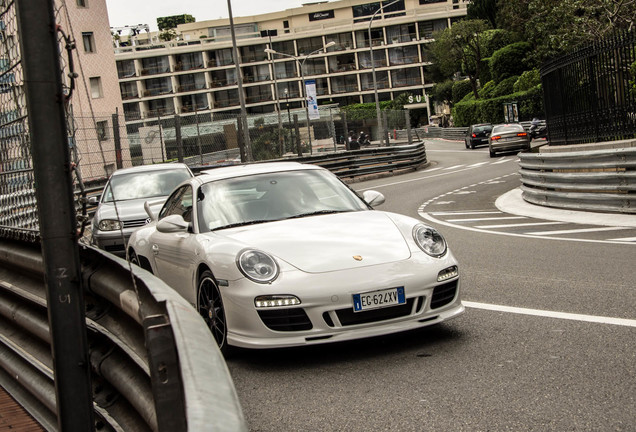 Porsche 997 Carrera GTS