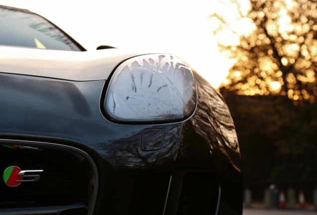 Jaguar F-TYPE S Convertible