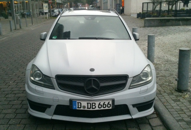 Mercedes-Benz C 63 AMG Estate 2012