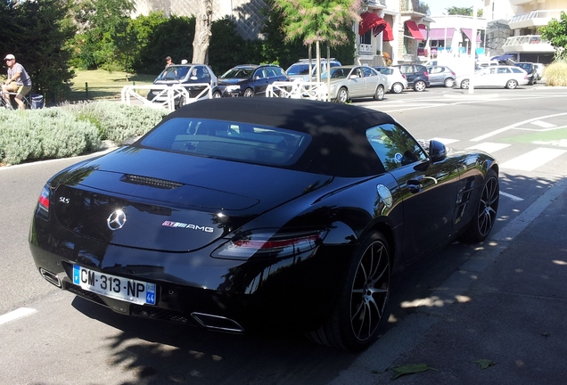 Mercedes-Benz SLS AMG GT Roadster