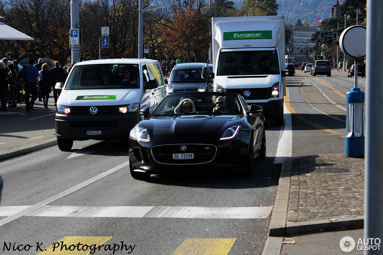 Jaguar F-TYPE S V8 Convertible