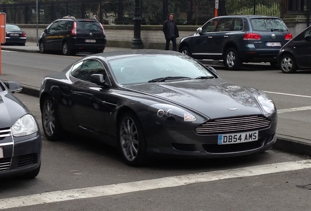 Aston Martin DB9