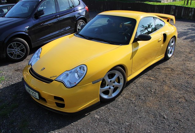 Porsche 996 GT2