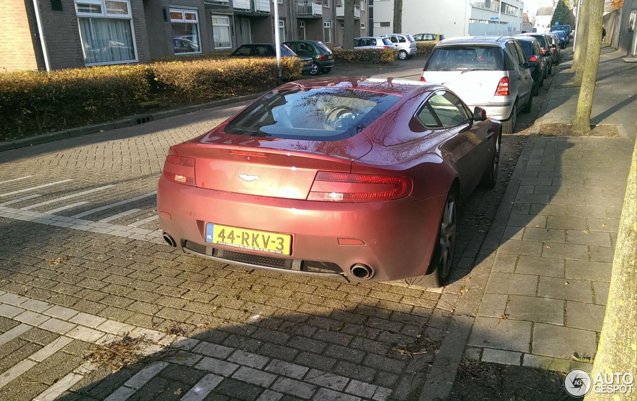 Aston Martin V8 Vantage