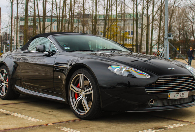 Aston Martin V8 Vantage N400 Roadster