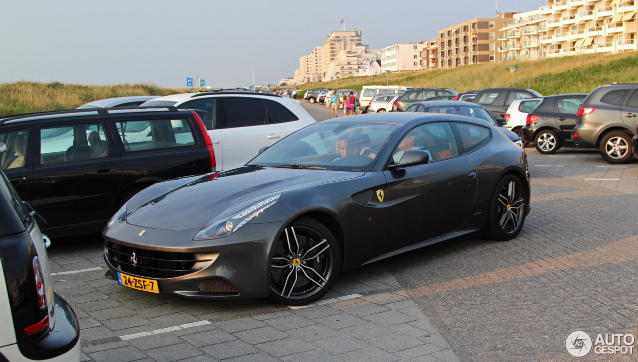 Ferrari FF