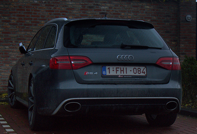 Audi RS4 Avant B8