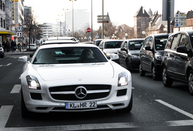 Mercedes-Benz SLS AMG