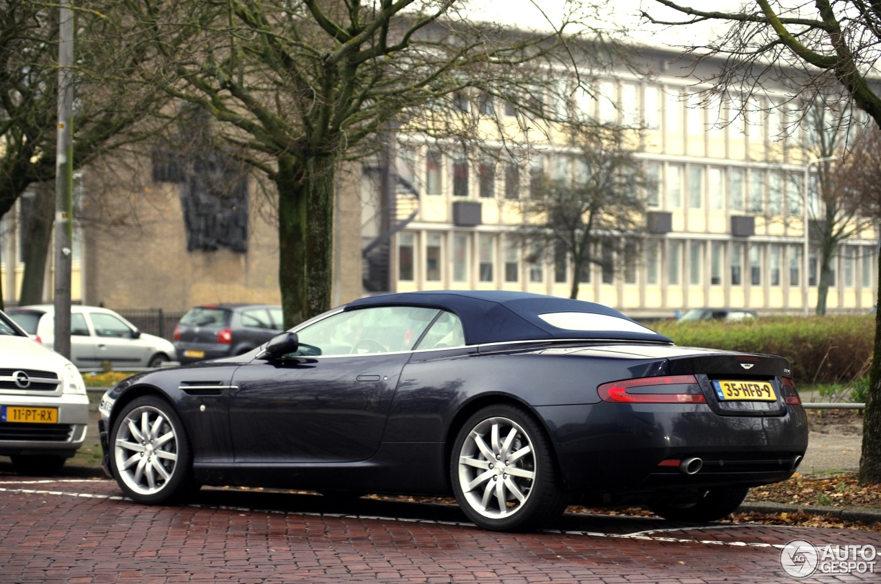 Aston Martin DB9 Volante