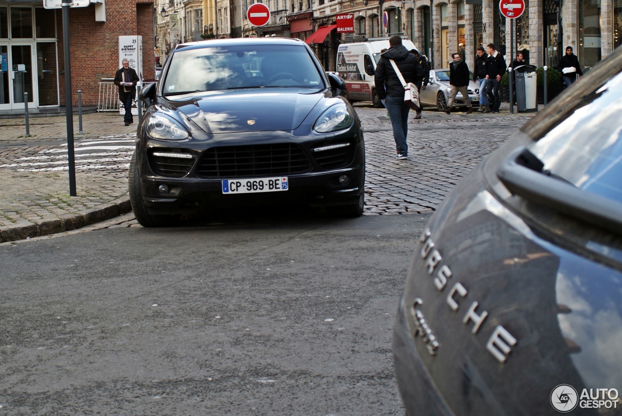 Porsche 958 Cayenne GTS