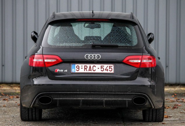 Audi RS4 Avant B8