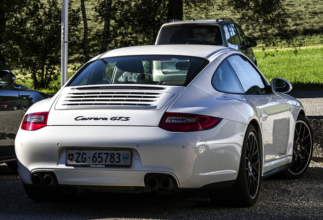 Porsche 997 Carrera GTS