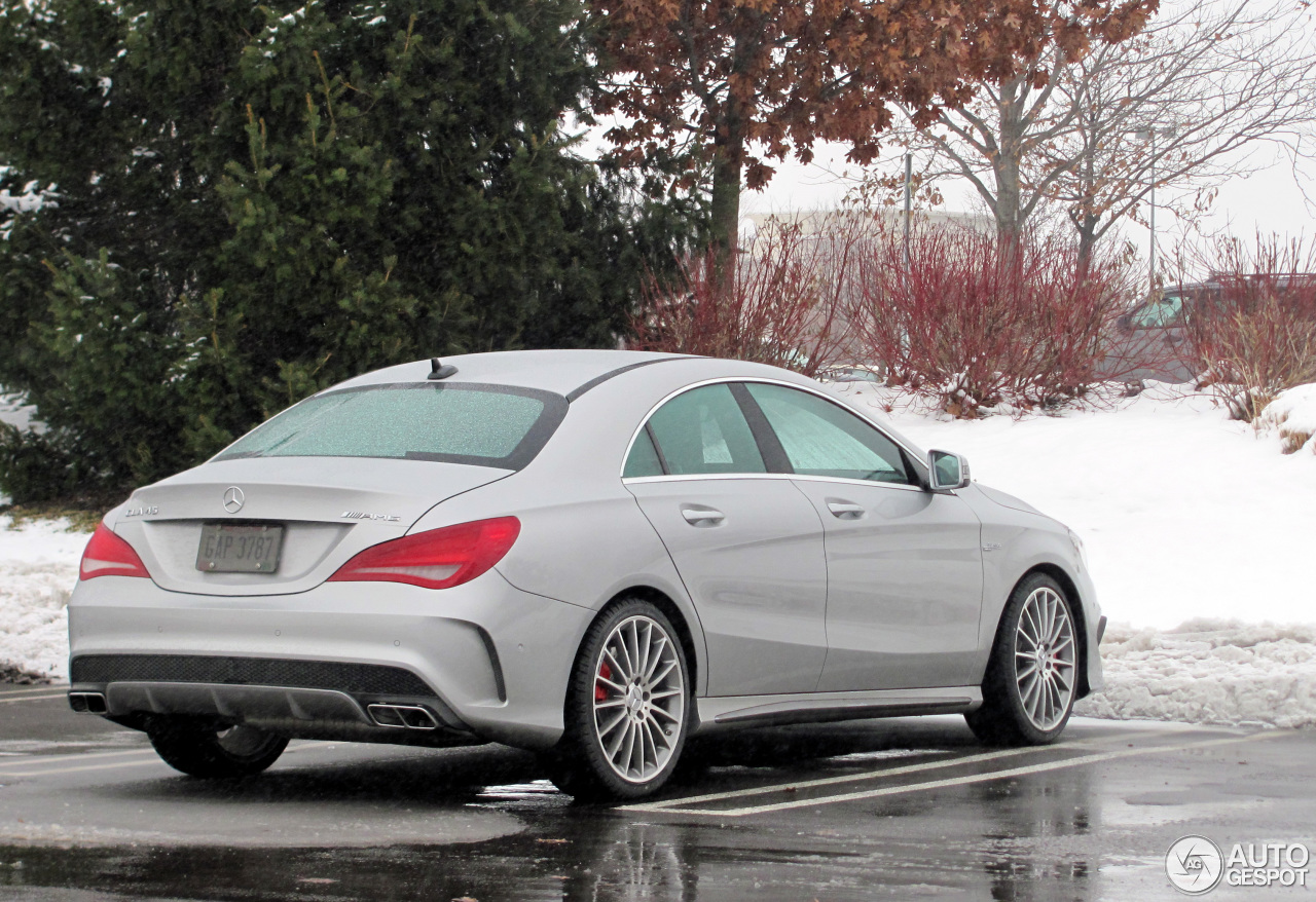 Mercedes-Benz CLA 45 AMG C117