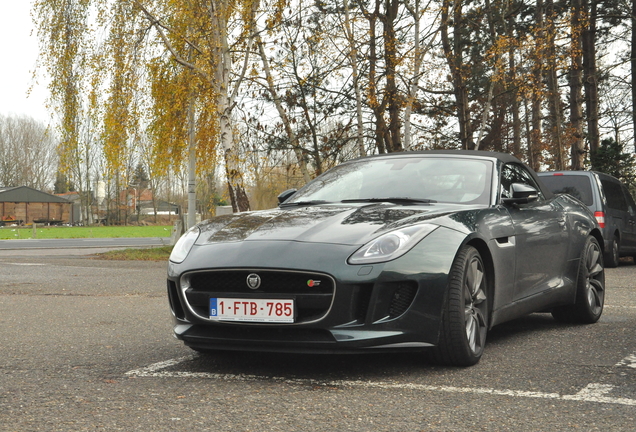 Jaguar F-TYPE S Convertible