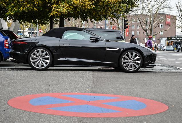 Jaguar F-TYPE S V8 Convertible