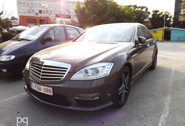 Mercedes-Benz S 63 AMG W221 2010