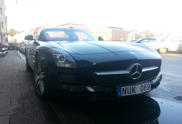 Mercedes-Benz SLS AMG Roadster