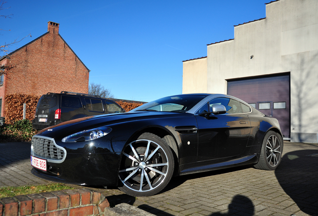 Aston Martin V8 Vantage N420