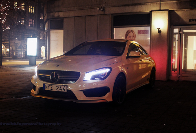 Mercedes-Benz CLA 45 AMG C117