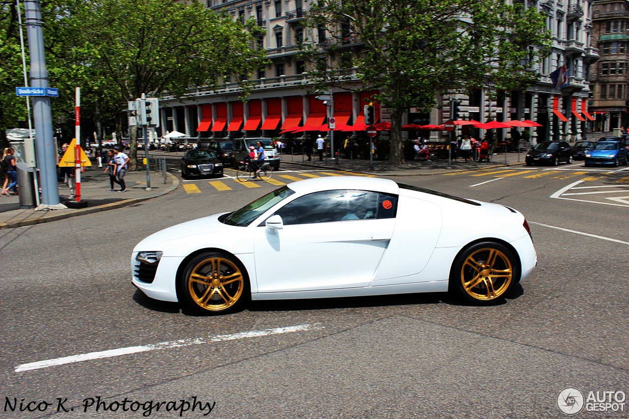 Audi R8 - 11 December 2013 - Autogespot