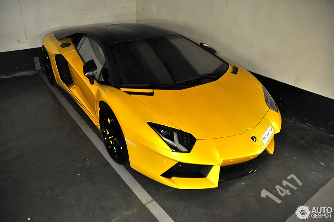 Lamborghini Aventador LP700-4