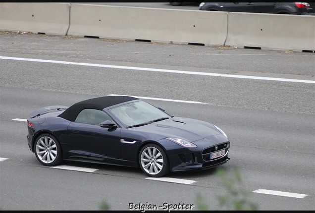 Jaguar F-TYPE S V8 Convertible