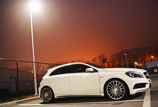 Mercedes-Benz A 45 AMG