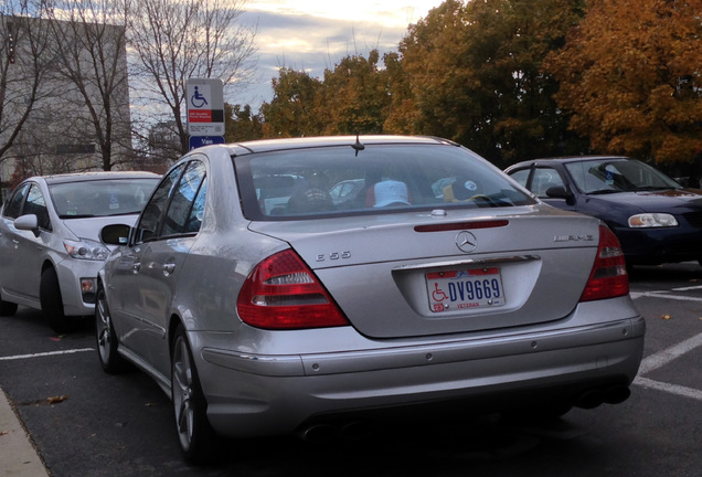 Mercedes-Benz E 55 AMG