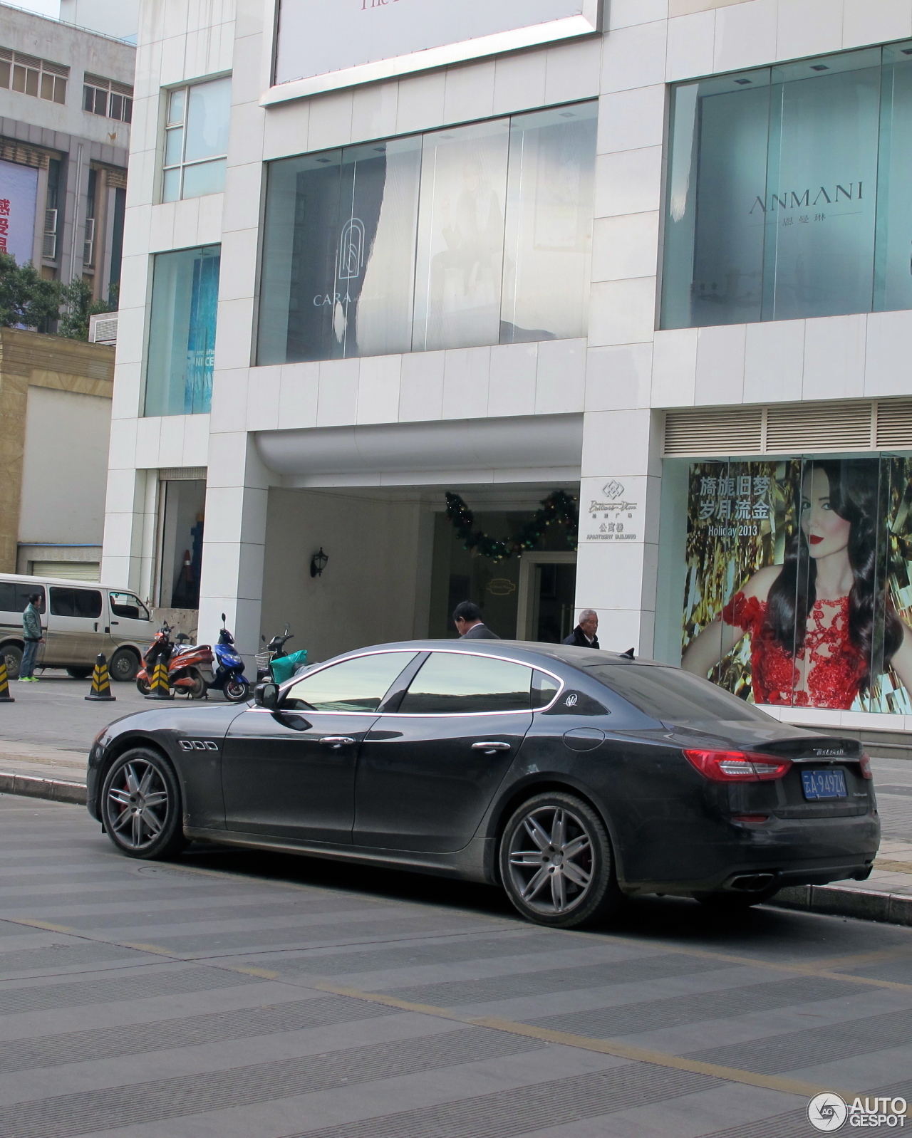 Maserati Quattroporte GTS 2013