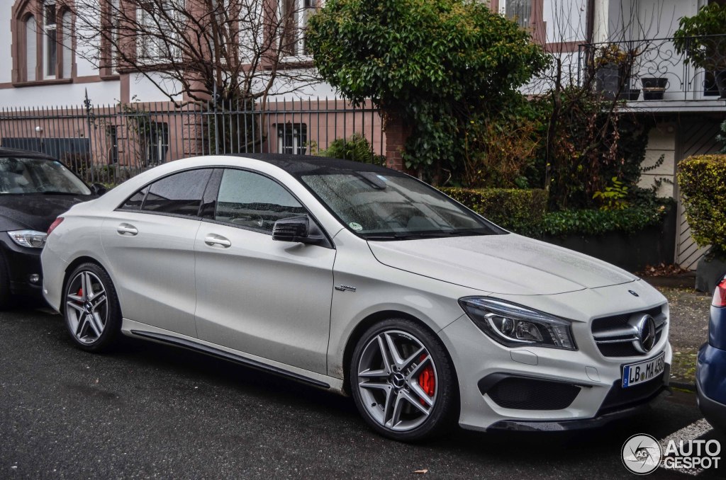 Mercedes-Benz CLA 45 AMG C117