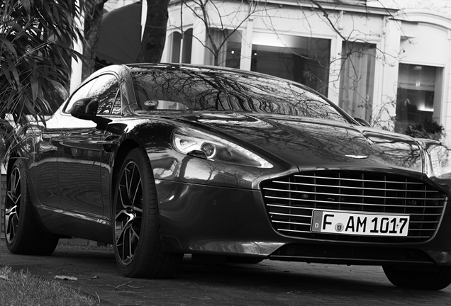 Aston Martin Rapide S