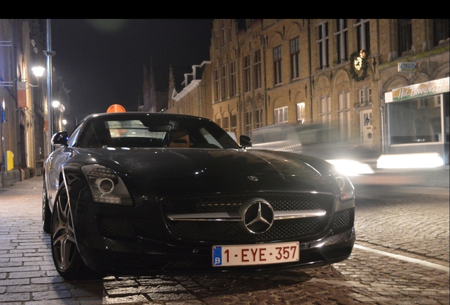 Mercedes-Benz SLS AMG Roadster