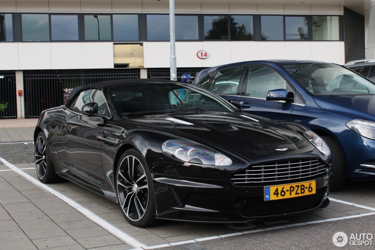 Aston Martin DBS Volante