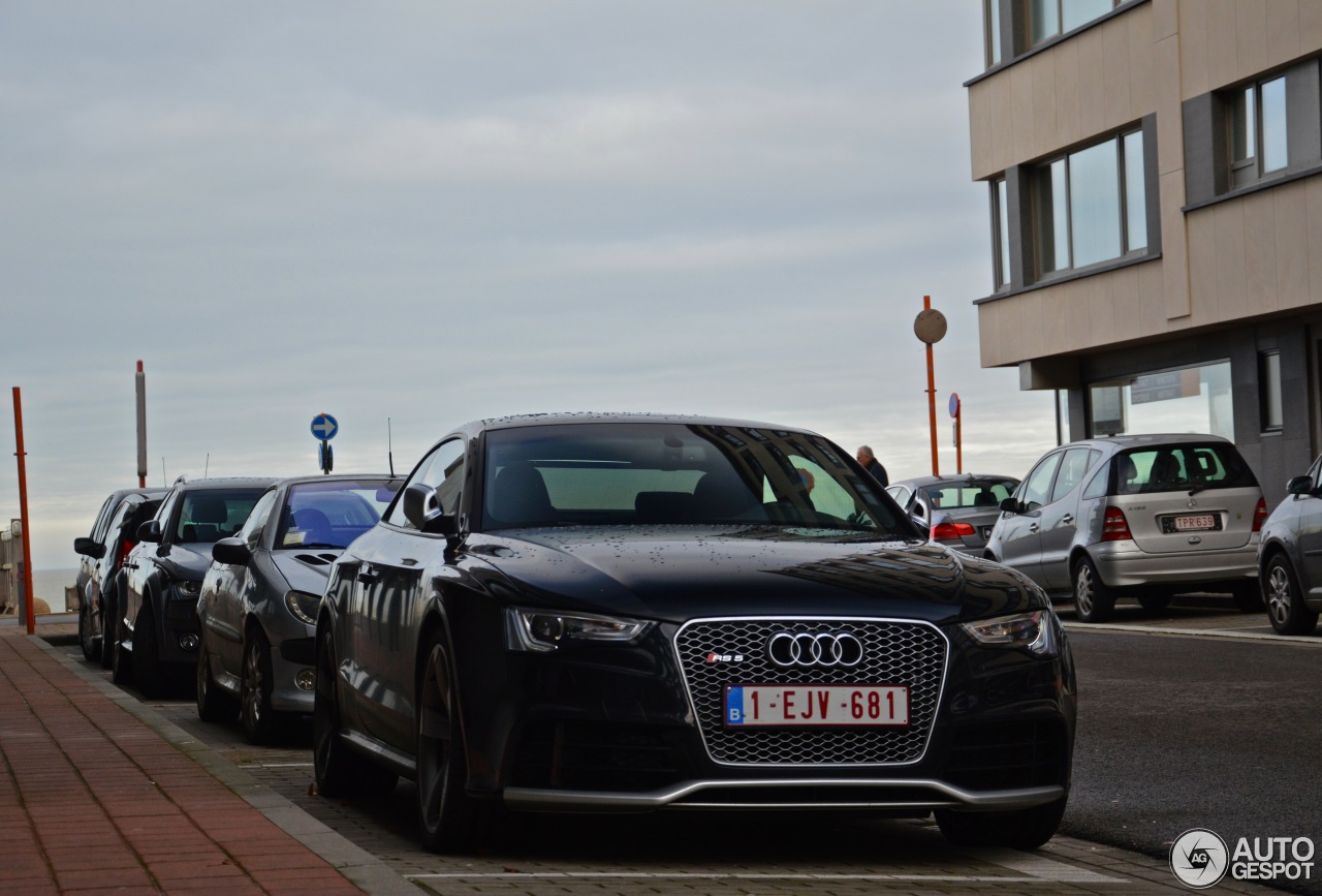 Audi RS5 B8 2012