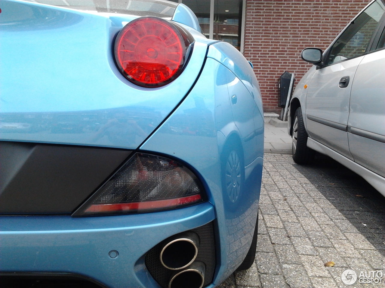 Ferrari California