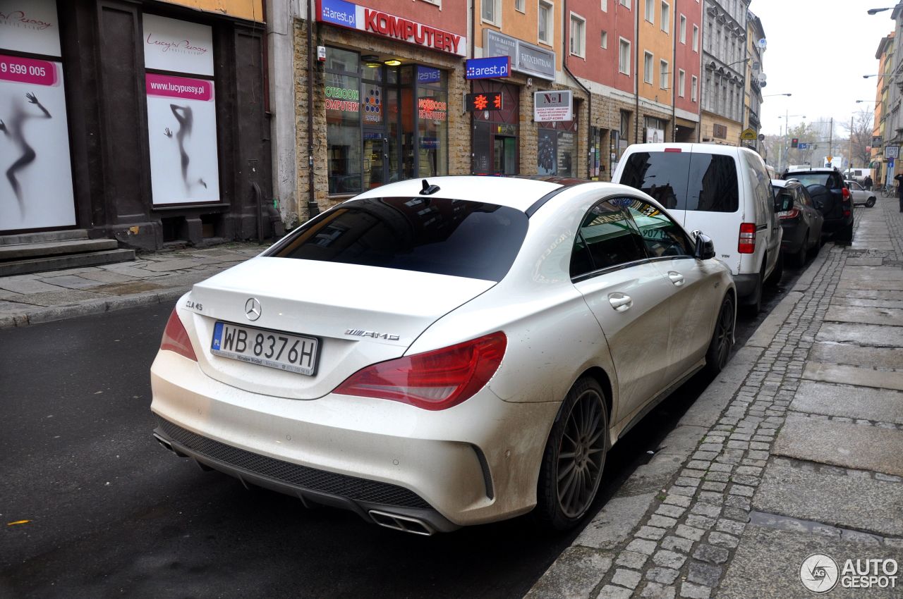 Mercedes-Benz CLA 45 AMG C117