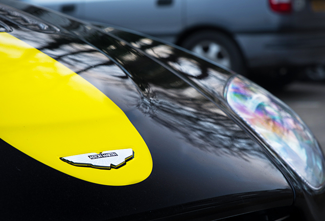 Aston Martin V12 Vantage Carbon Black Edition