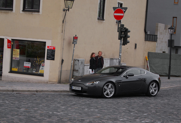 Aston Martin V8 Vantage