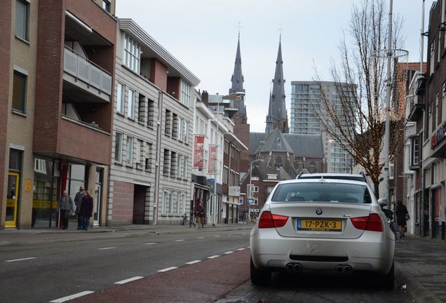 BMW M3 E90 Sedan 2009