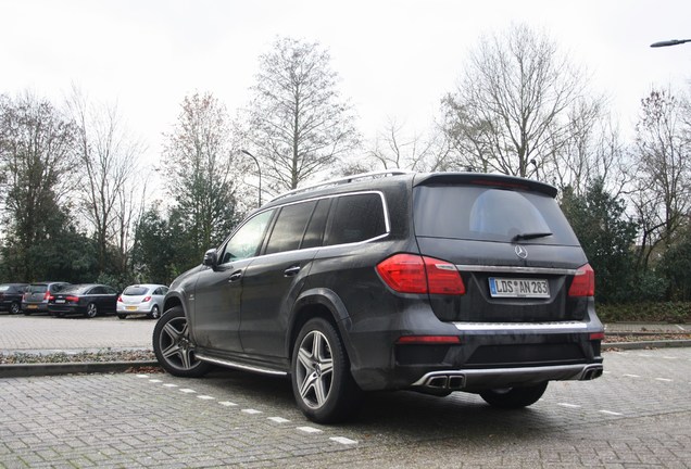 Mercedes-Benz GL 63 AMG X166